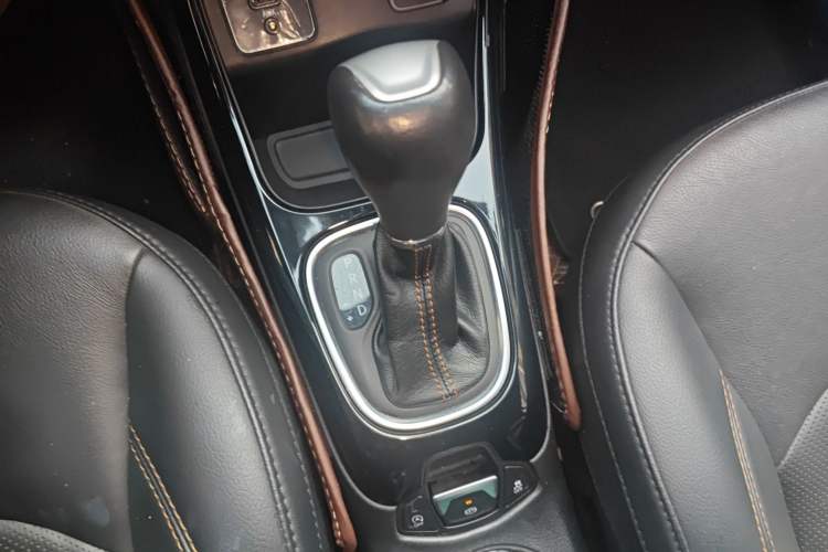 Used Jeep Compass 2019 220T Automatic Family Edition
