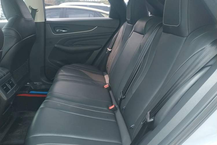 Used Venucia V 2021 260T Idol Edition