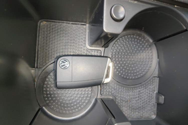 Used Volkswagen Sagitar 2023 300TSI DSG Excellence Edition Vehicle Key