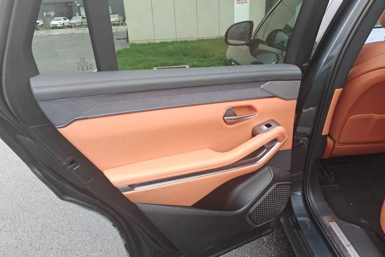 Used BYD Tang L 2025 EV 600KM All-Wheel-Drive LiDAR Flagship Model