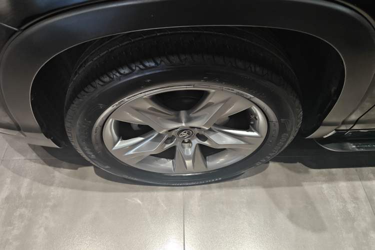 Used Toyota Highlander 2017 2.0T Four-Wheel Drive Luxury Edition 7 Seats