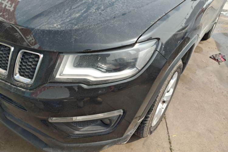 Used Jeep Compass 2017 200T Automatic Family Edition
