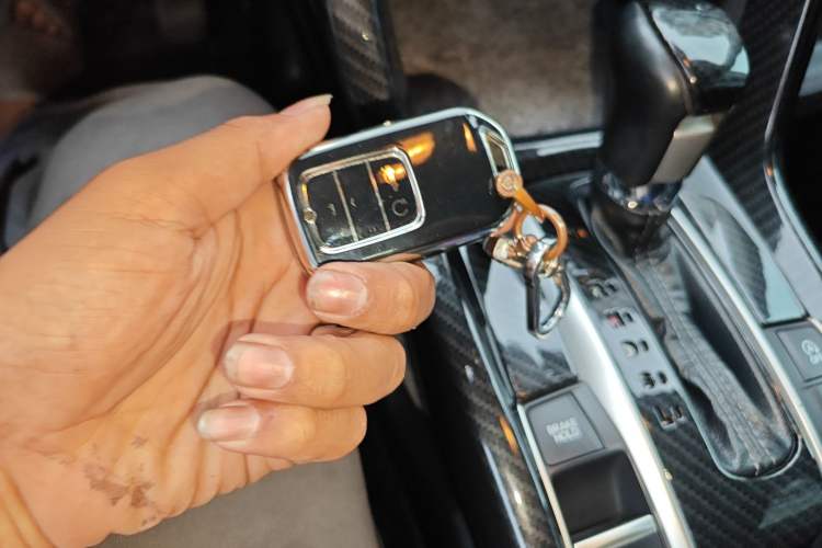 Used Honda Civic 2016 220TURBO CVT Prestige Edition
