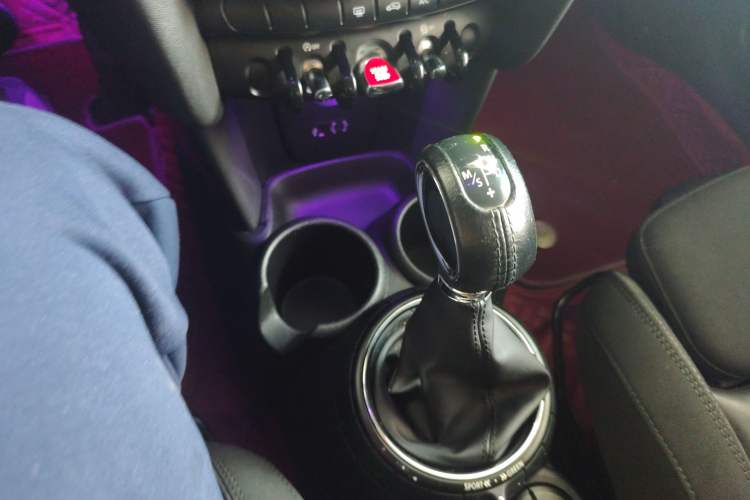 Used MINI 2014 1.5T COOPER Fun