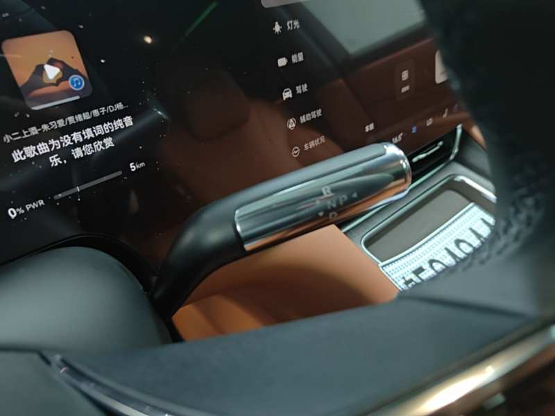 Used Hima AITO M8 2025 Model Range-Extender Max Edition 53.4 kWh, 5-seat version (896-line LiDAR) — 13