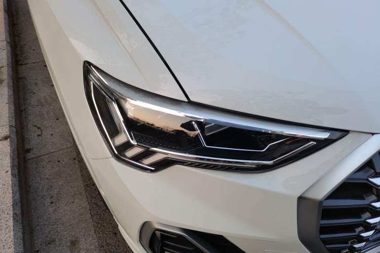 Used Audi Q3 2020 35 TFSI Fashion Dynamic Model