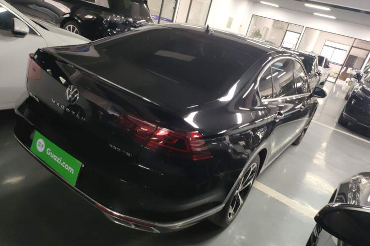 Used Volkswagen Magotan 2025 Revised Version Zhongxiang Edition 330TSI DSG Luxury Trim