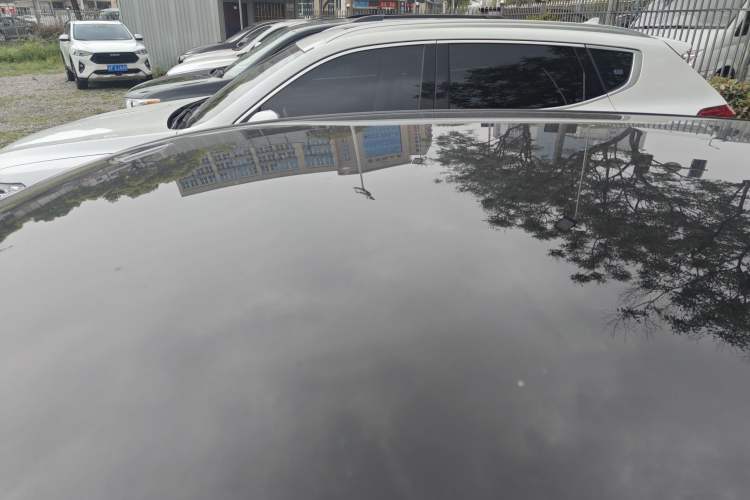 Used CHANGAN UNI-T 2022 2.0T Prestige Version Roof