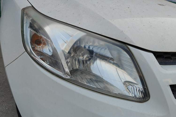 Used Chevrolet Sail 2011 Hatchback 1.4L Manual Happiness Edition