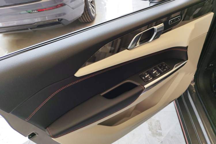 Used Lynk & Co 02 2020 1.5T DCT Two-Wheel Drive Zhaopu Version