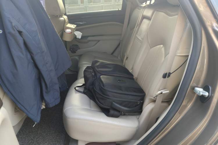 Used Cadillac SRX 2015 3.0L Elite Model
