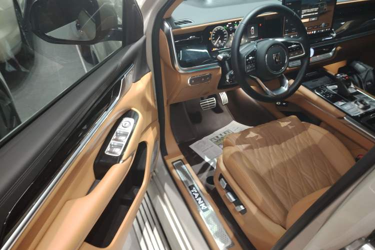 Used Tank 500 New Energy 2023 Hi4-T Driver Seat