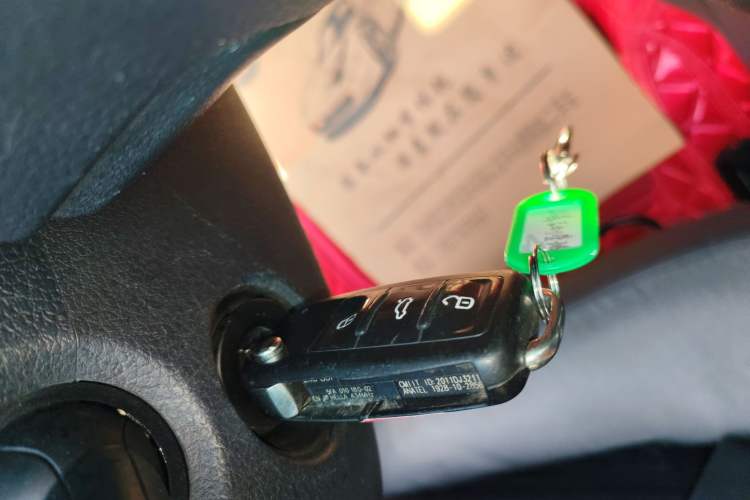 Used Volkswagen Polo 2016 1.6L Automatic Comfort Model
