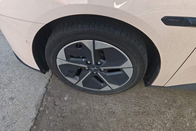 Used XPeng MONA M03 2024 620 with Ultra-Long Range