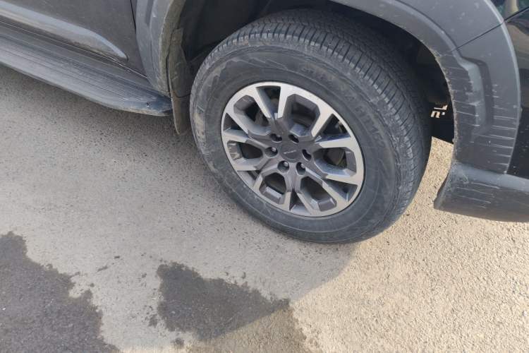 Used SAIC MAXUS Xingji 2023 Starry H 2.0T Automatic Diesel Dual-Turbo All-Wheel-Drive Flagship Model Long Wheelbase