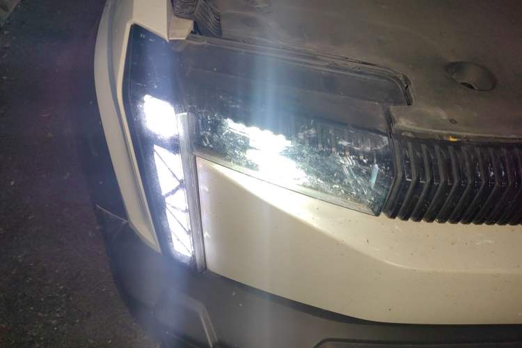 Used iCAR 03 2024 401km Two-Wheel Drive Standard Advanced Version
