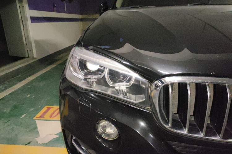 Used BMW X5 2017 xDrive28i Right Front Headlight