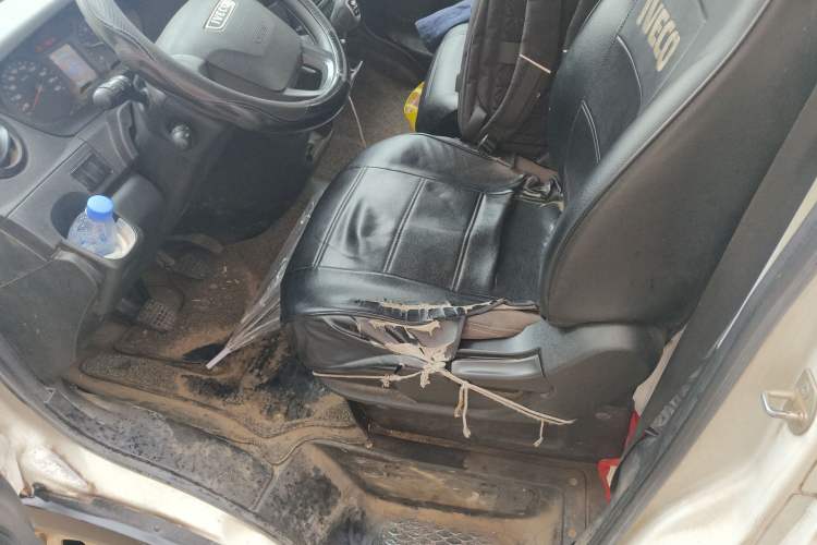 Used Iveco Eurocargo 2020 2.3T Manual Super Rui Short Wheelbase Low-Roof High-Power F1A