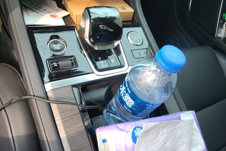 Used Jaguar XFL 2022 XFL 2.0T P200 Two-Wheel-Drive Elite Luxury Edition
