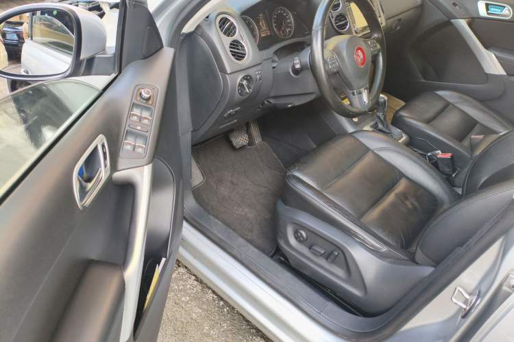 Used Volkswagen Tiguan 2012 2.0 TSI Automatic All-Wheel Drive Elite Edition