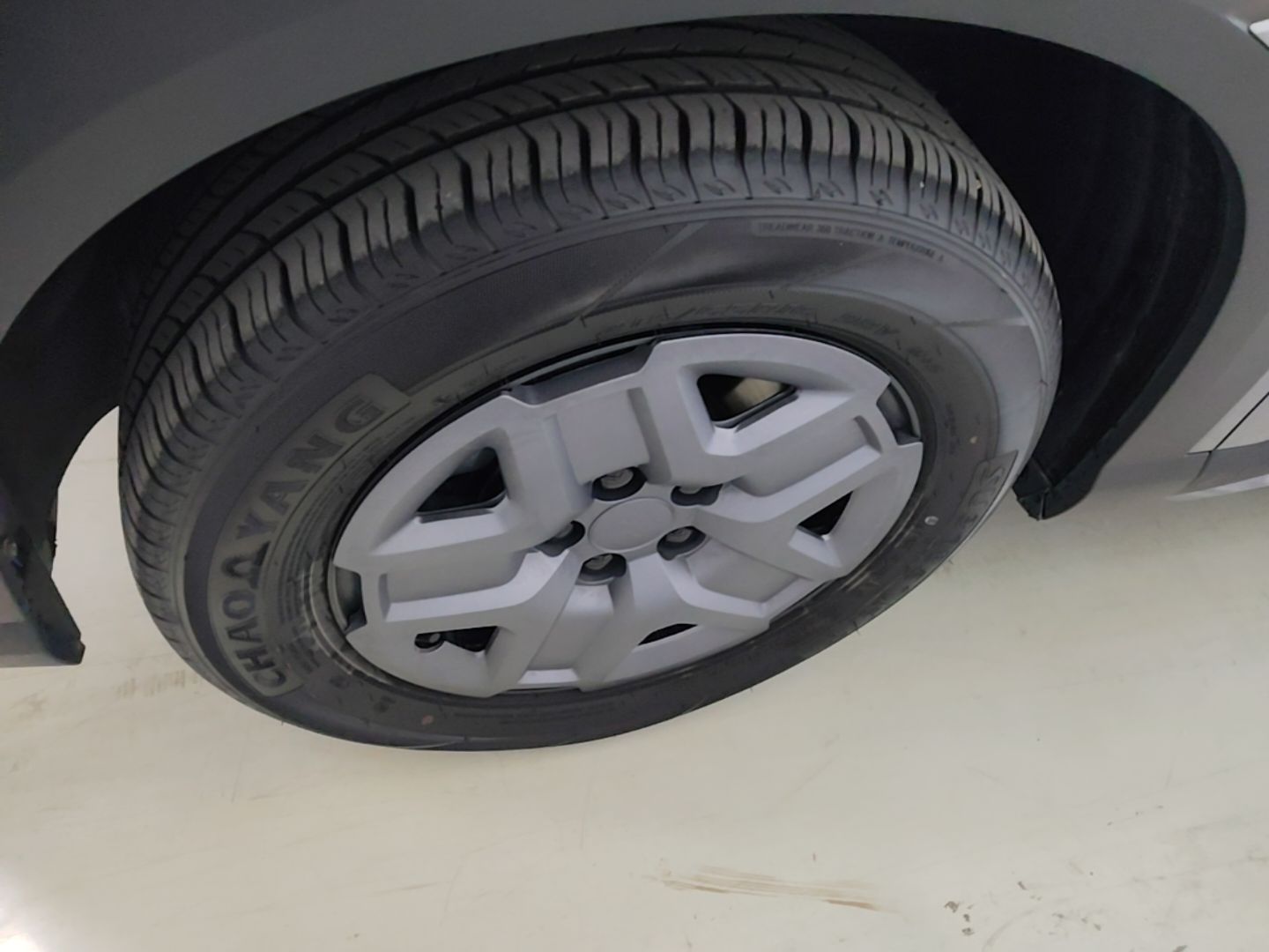 BYD Yuan UP 2025 Intelligent Driving Version 401 KM Dynamic Edition — снимка 10