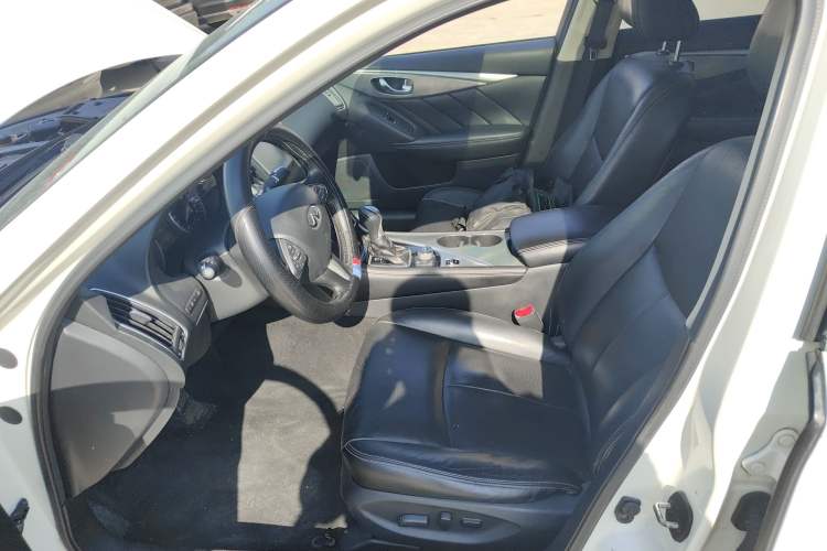 Used Infiniti Q50L 2015 2.0T Enjoyment Edition