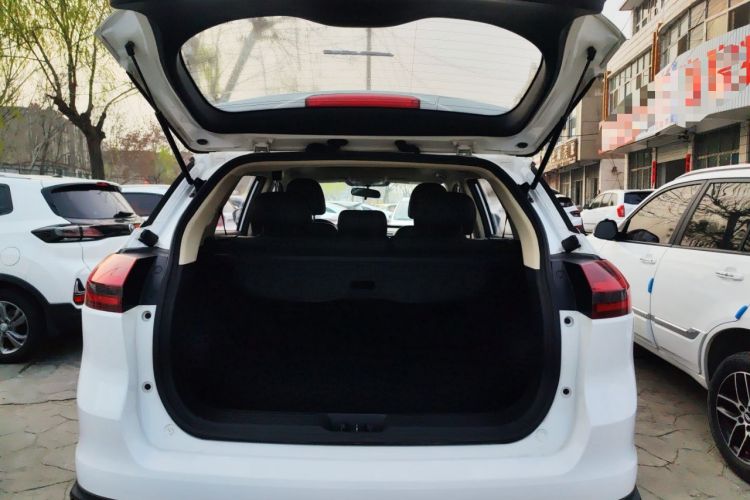 Used Geely Auto Emgrand X7 Sport 2018 2.0L Manual Two-Wheel Drive Zhiya Version