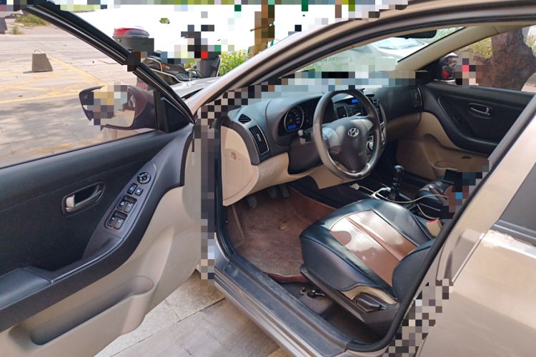 Used Hyundai Celesta 2011 1.6L Manual Comfort Edition
