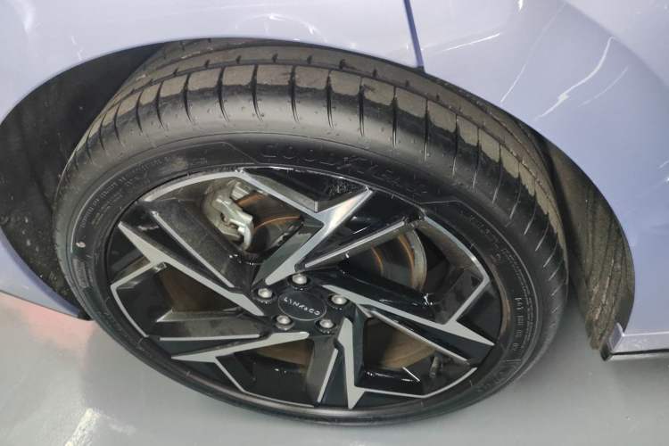 Used Lynk & Co 07 2024 EM-P 126 Long-Range Intelligent Driving Ultra
