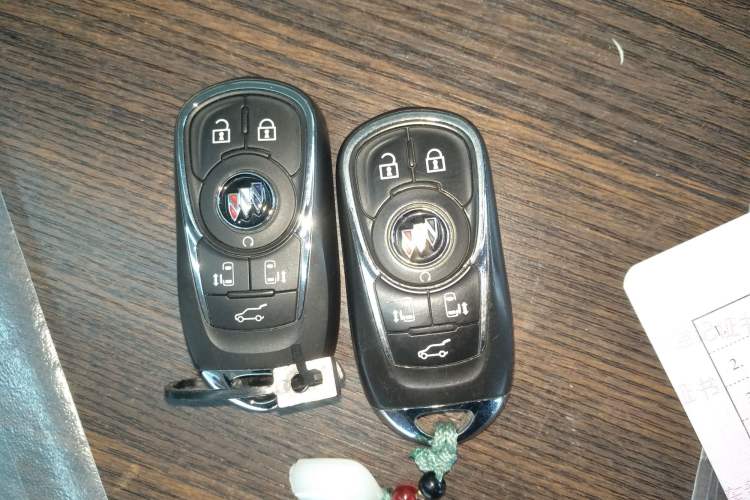 Used Buick GL8 2022 ES Land Cruiser 653T Luxury Model