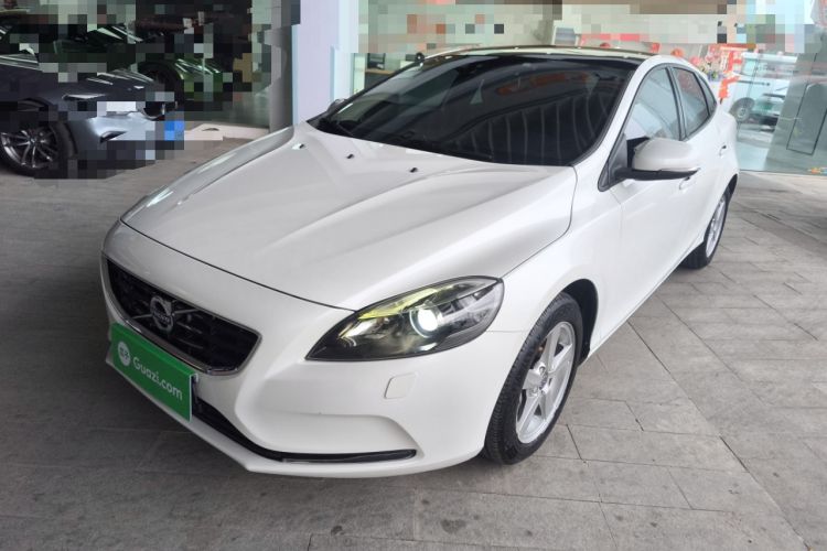 Used Volvo V40 2016 T3 Zhiyi Edition