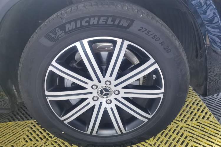 Used Mercedes-Benz GLE 2025 GLE 350 4MATIC Stylish Model
