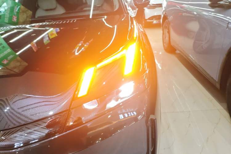 Used Lynk & Co 08 EM-P 2023 220km All-Wheel-Drive Performance Halo