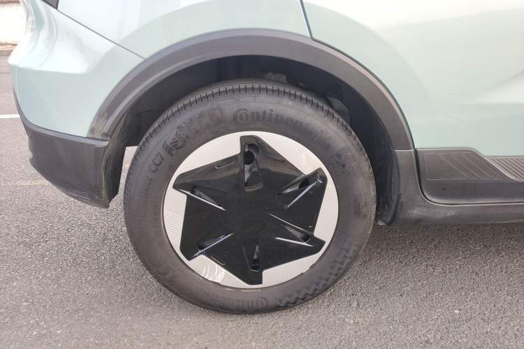 Used Geometry E Firefly 2024 301km Starlight
