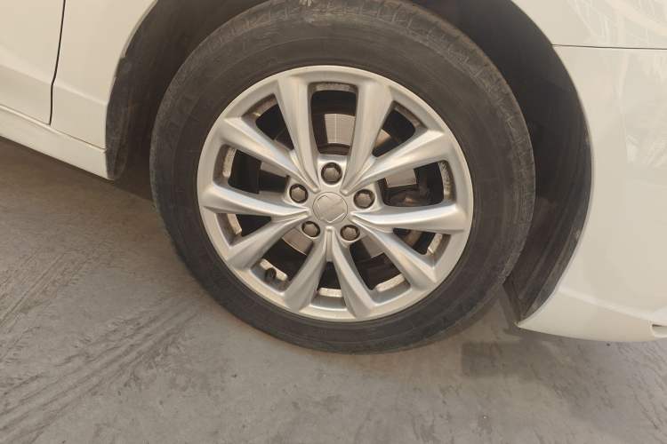 Used Roewe i5 2020 1.5L Manual 4G Connect Luxury Edition