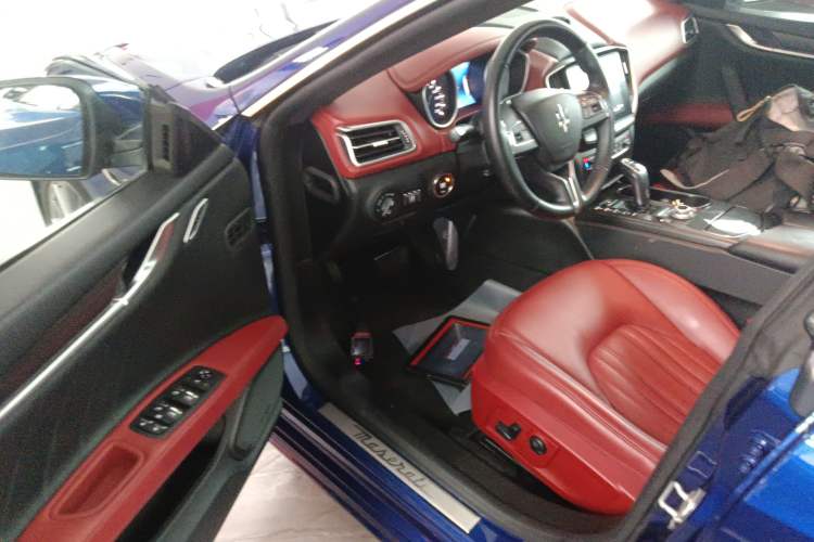 Used Maserati Ghibli 2019 3.0T Luxury Edition China VI Standard