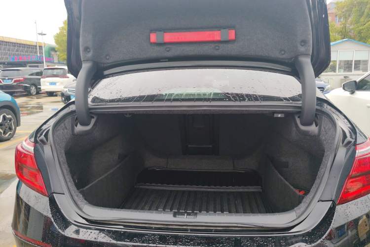 Used Honda Inspire 2019 260TURBO Jingyue Edition China VI Trunk