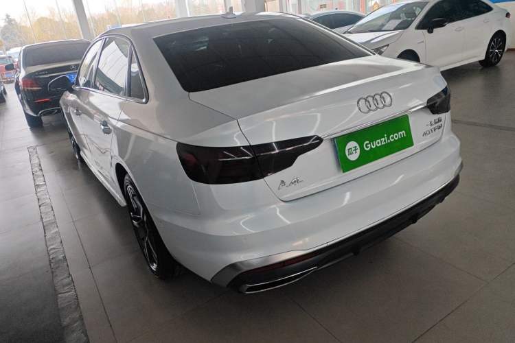 Used Audi A4L 2020 40 TFSI Luxury Dynamic Model
