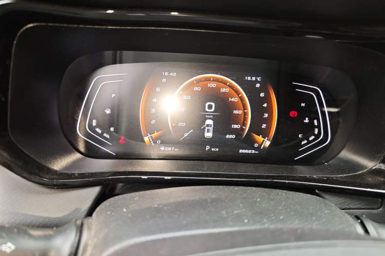 Used CHANGAN OSHAN X5 2022 Sport Edition 1.5T DCT Cyclone Assault Instrument Cluster