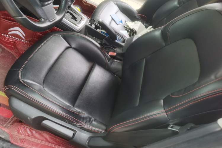 Used Citroen C4 Sega 2018 1.6L Automatic Luxury Model Left Front Seat