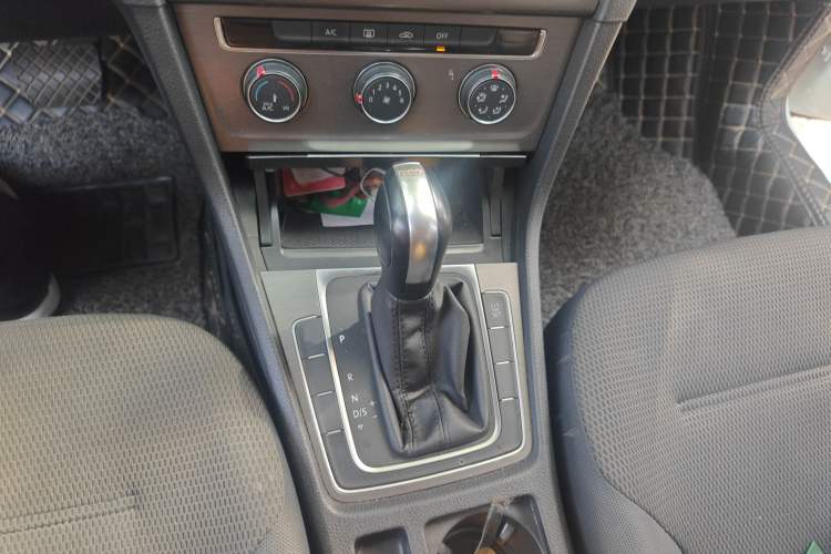 Used Volkswagen Golf 2015 1.4TSI Automatic Comfort Model