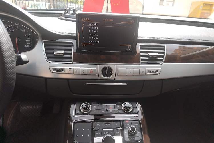 Used Audi A8 2014 A8L 45 TFSI quattro Comfort model Audio And AC Panel