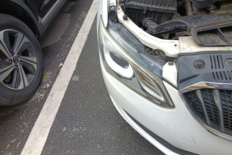 Used Buick GT 2017 15N Automatic Entry-Level Trim Right Front Headlight