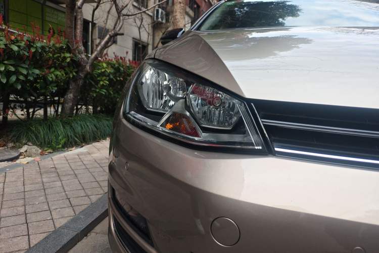 Used Volkswagen Golf 2017 230TSI Automatic Luxury Million-Vehicle Commemorative Edition
