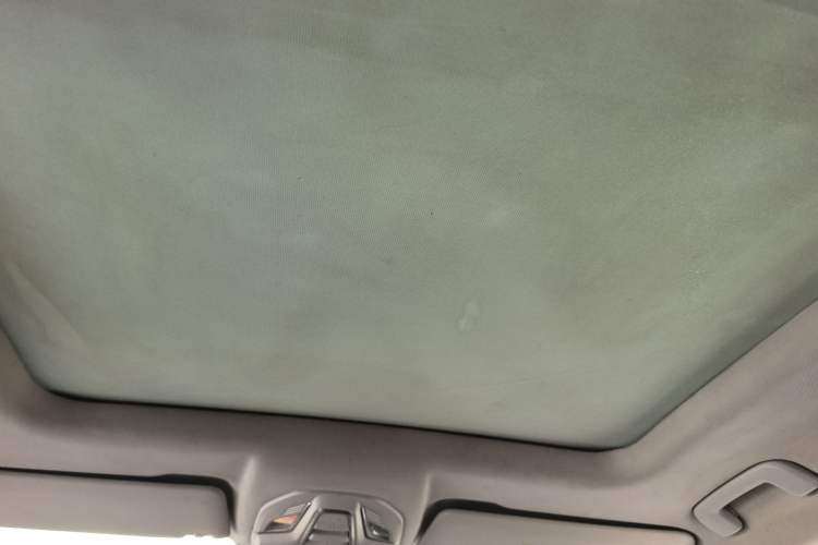 Used Baojun RS-5 2019 1.5T CVT Intelligent Driving Flagship Version China VI Emission Standard Headliner