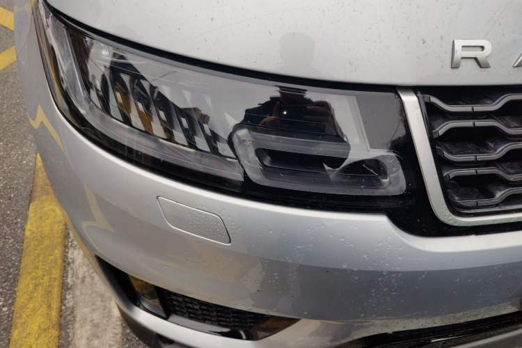 Used Land Rover Range SportNew Energy 2021 P400e SE Right Front Headlight