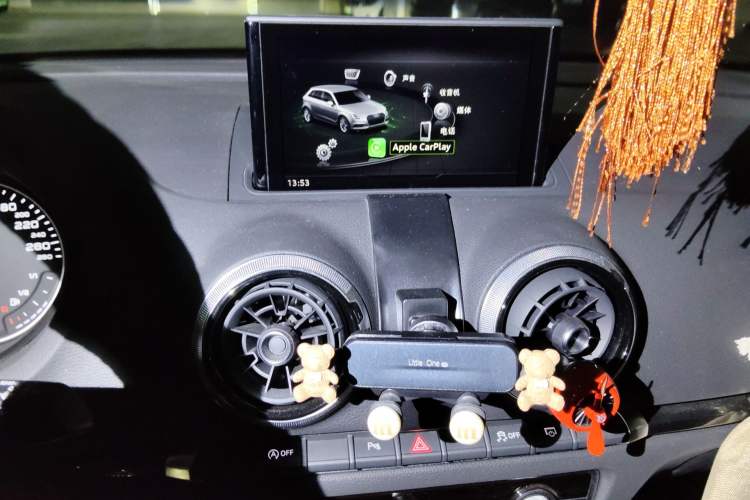 Used Audi A3 2019 Sportback 35 TFSI Fashion Edition China V Audio And AC Panel