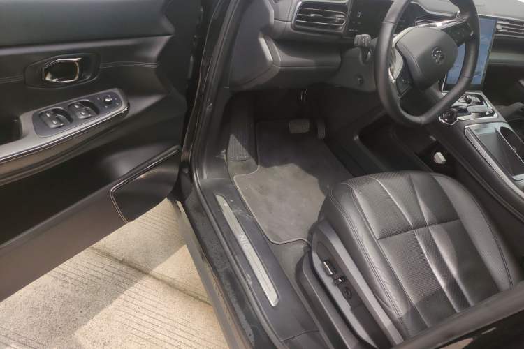 Used Nio ES8 2020 415 km Range 6-Seater Version Driver Seat