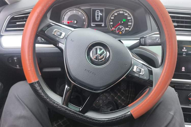 Used Volkswagen Lamando 2021 230TSI DSG Fashion Edition Steering Wheel