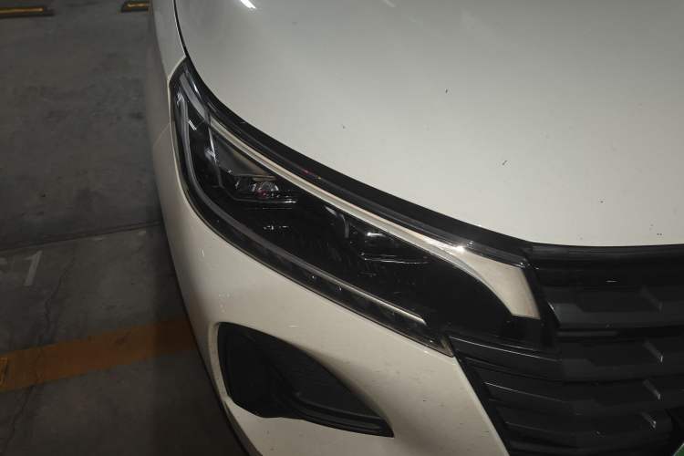 Used GAC Trumpchi GS4 2021 270T Automatic Elite Tech Edition Right Front Headlight